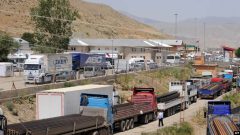 «صف ده کیلومتری» کامیون‌ها در خاک ترکیه به دلیل «مشکل سیستمی» در گمرک ایران