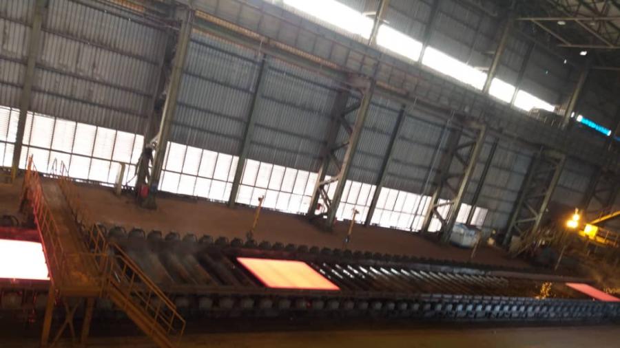 شرکت فولاد اکسین با افزایش بهره وری در تولید بیش از پیش نیاز کشور به ورق های فولادی را تامین خواهد کرد