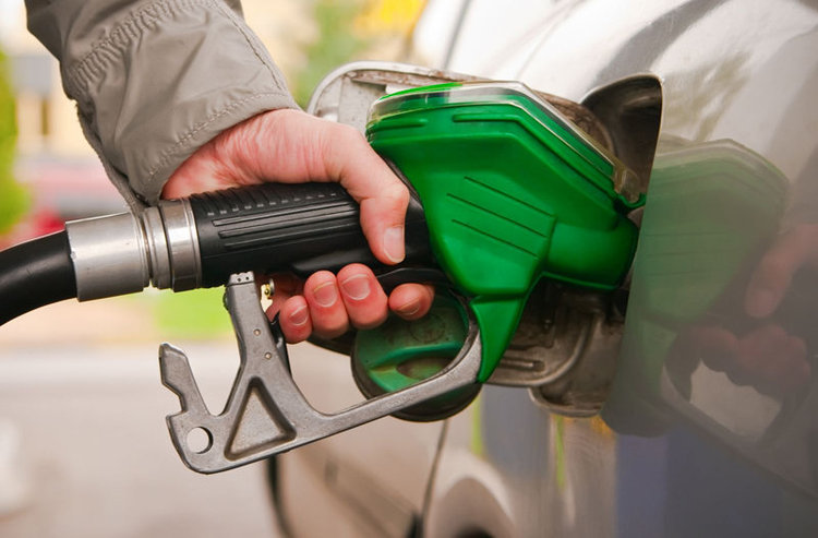 فروش بزرگ بنزین در بورس