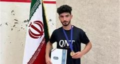 «رضازاده» اسکواش باز جوان خوزستانی در بالای سکوی مسابقات بین‌المللی ایران جونیور